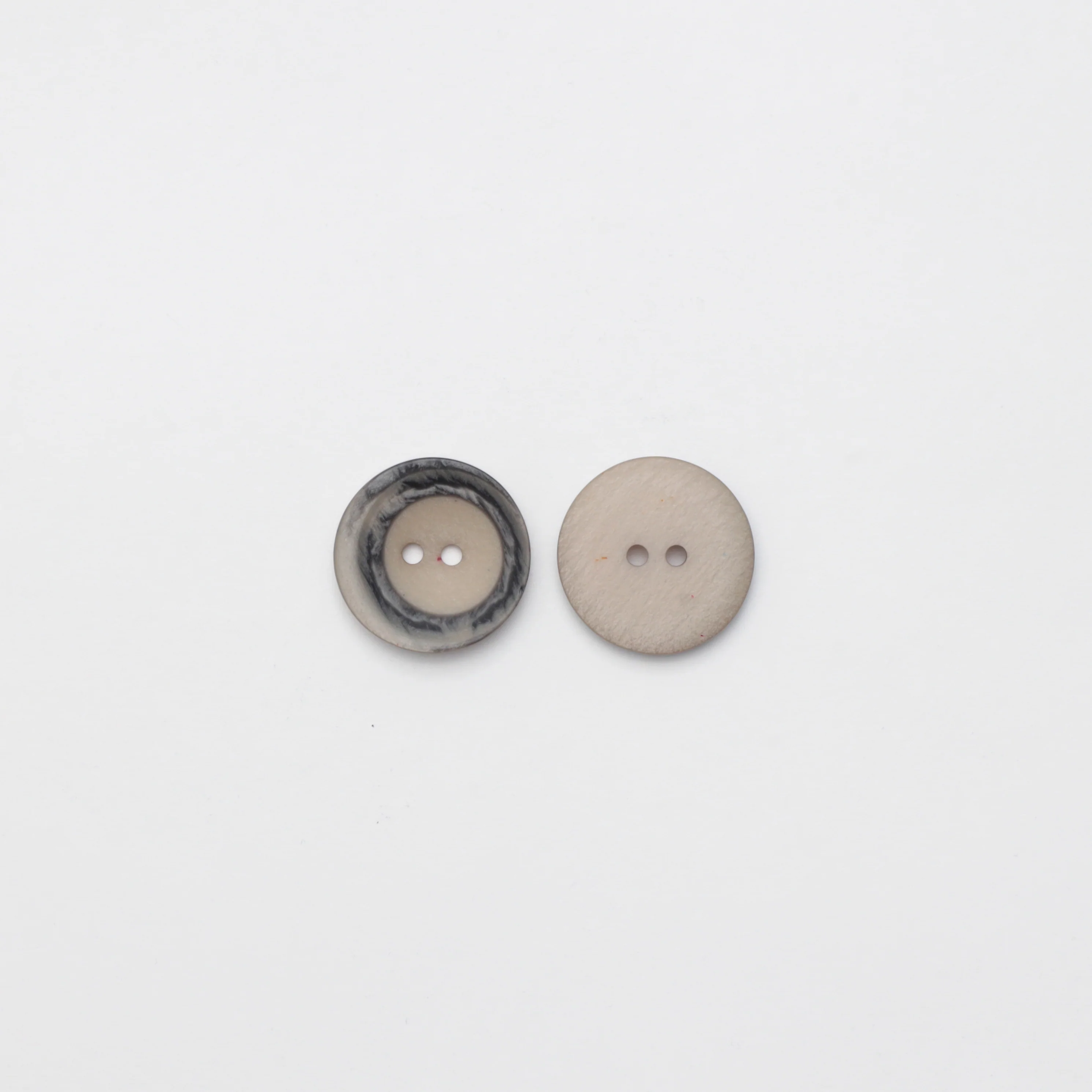 Buttons - 2 Hole - 28mm - Dish - Assorted - Image 6