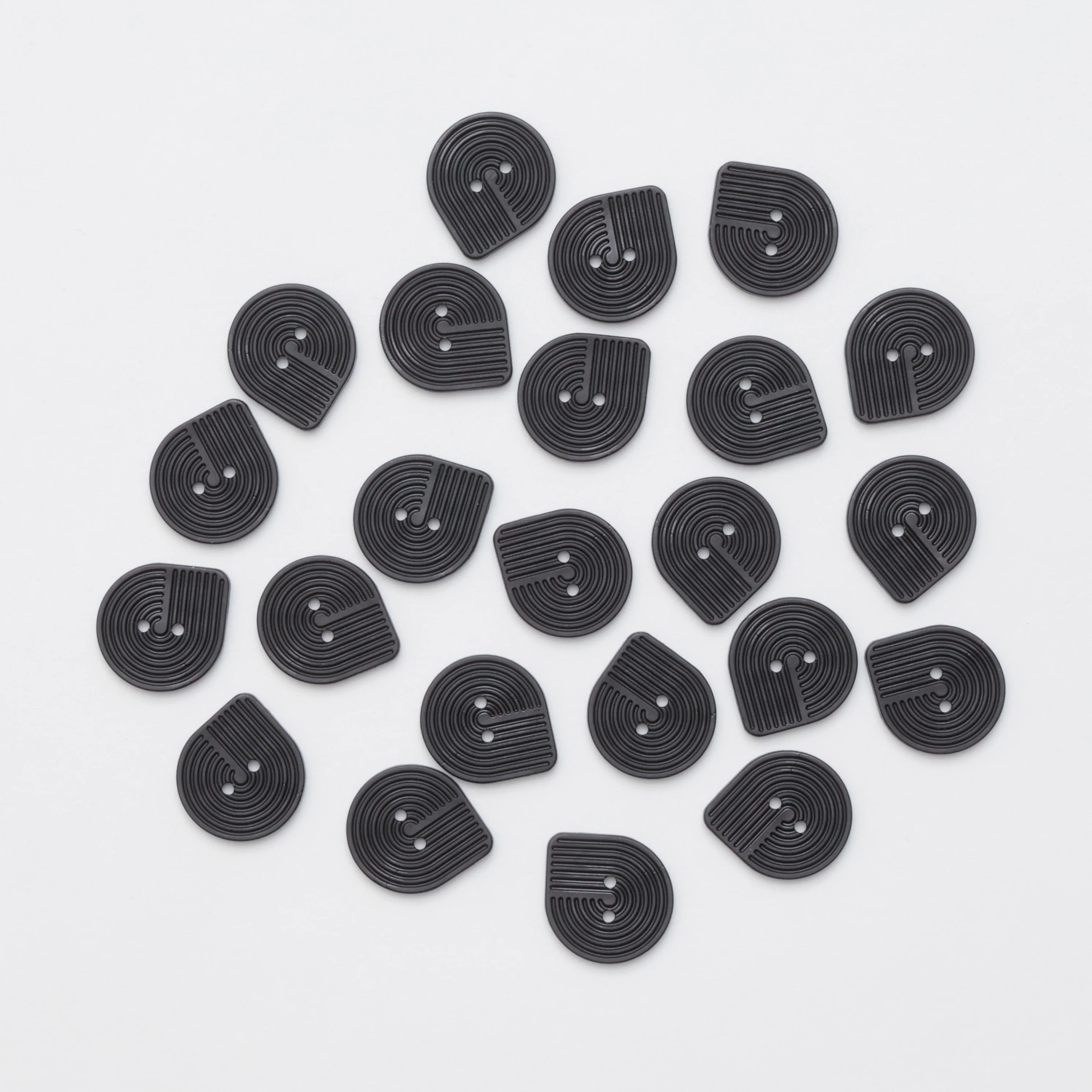 Buttons - 2 Hole - 32mm - Oval - Assorted - Image 10