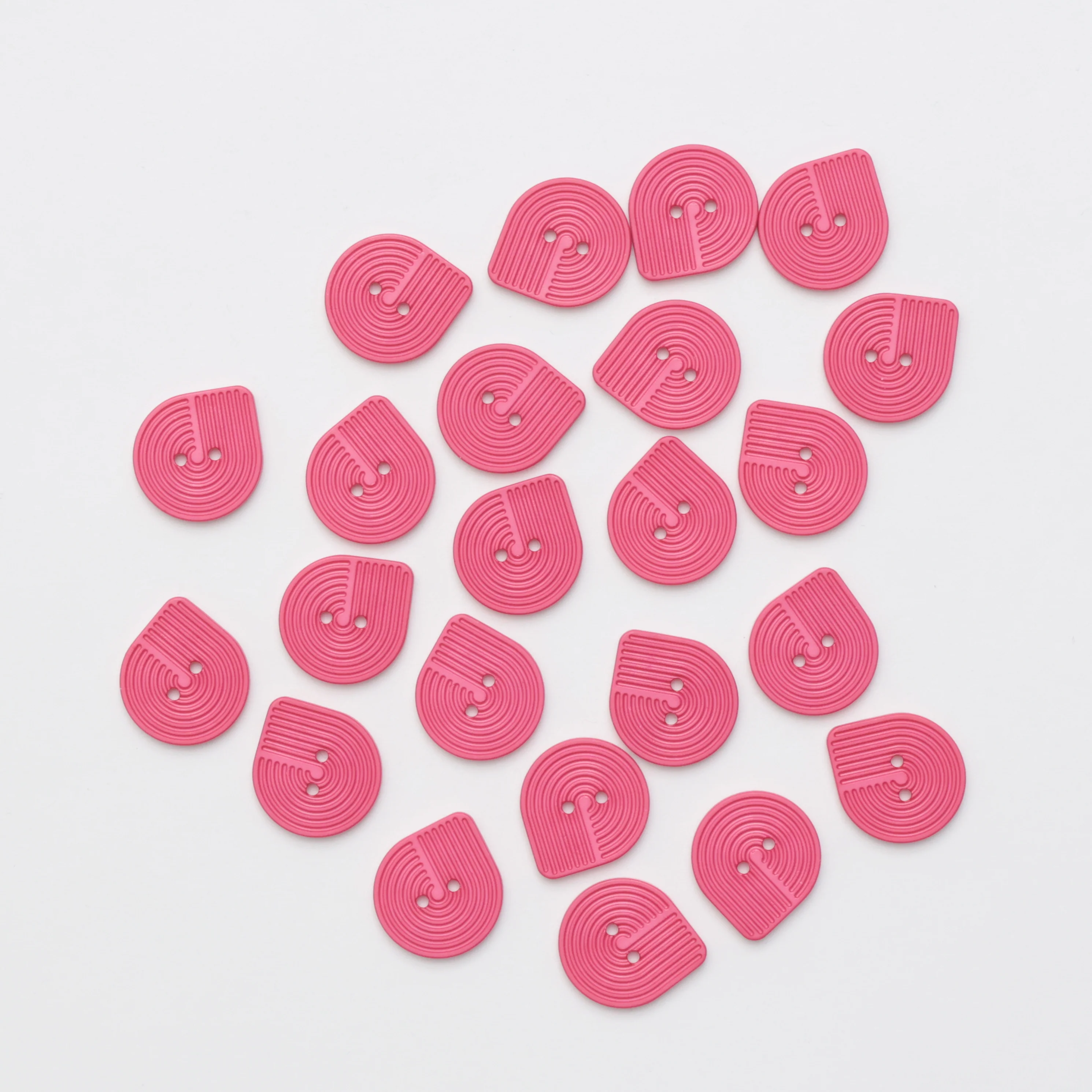 Buttons - 2 Hole - 32mm - Oval - Assorted - Image 4