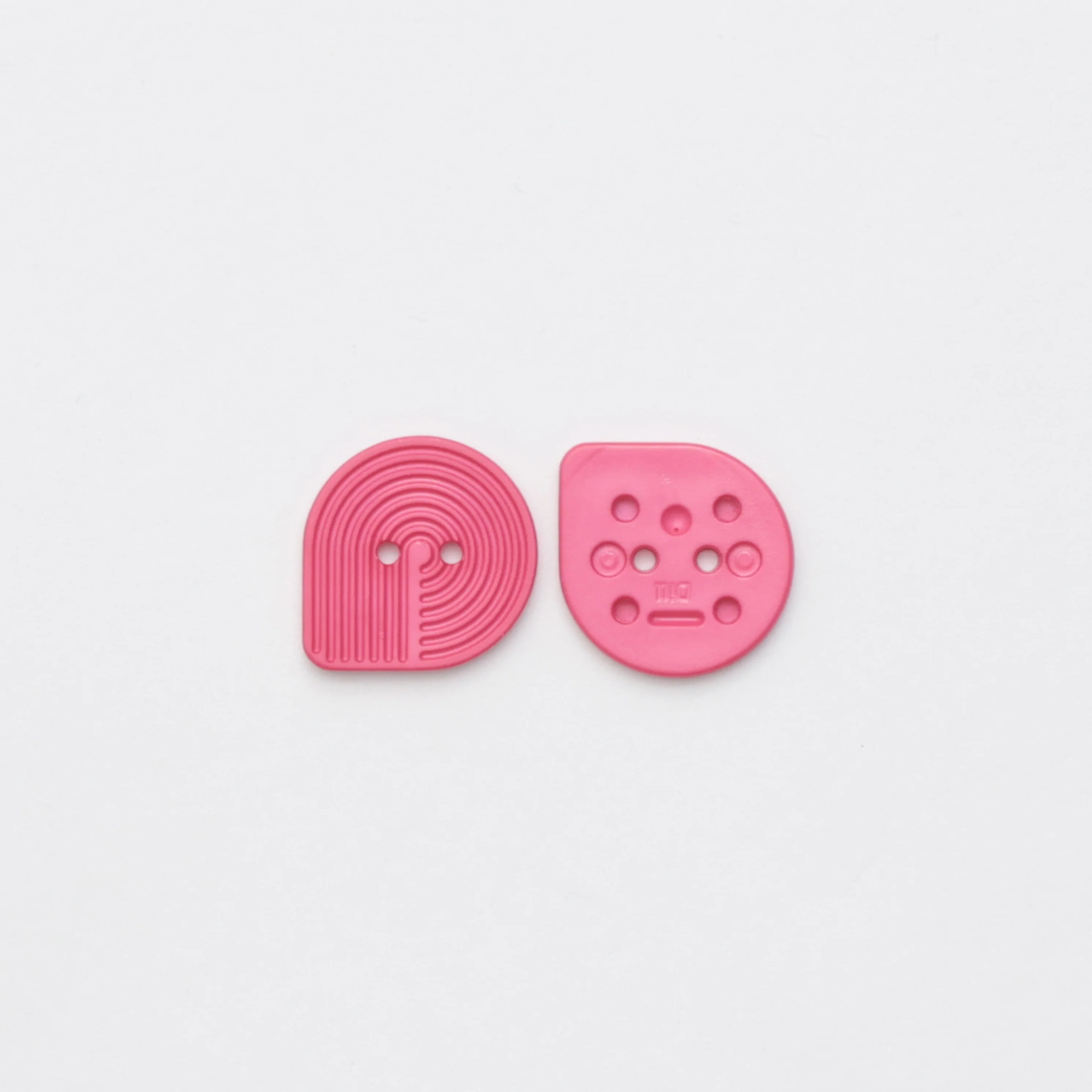 Buttons - 2 Hole - 32mm - Oval - Assorted - Image 5