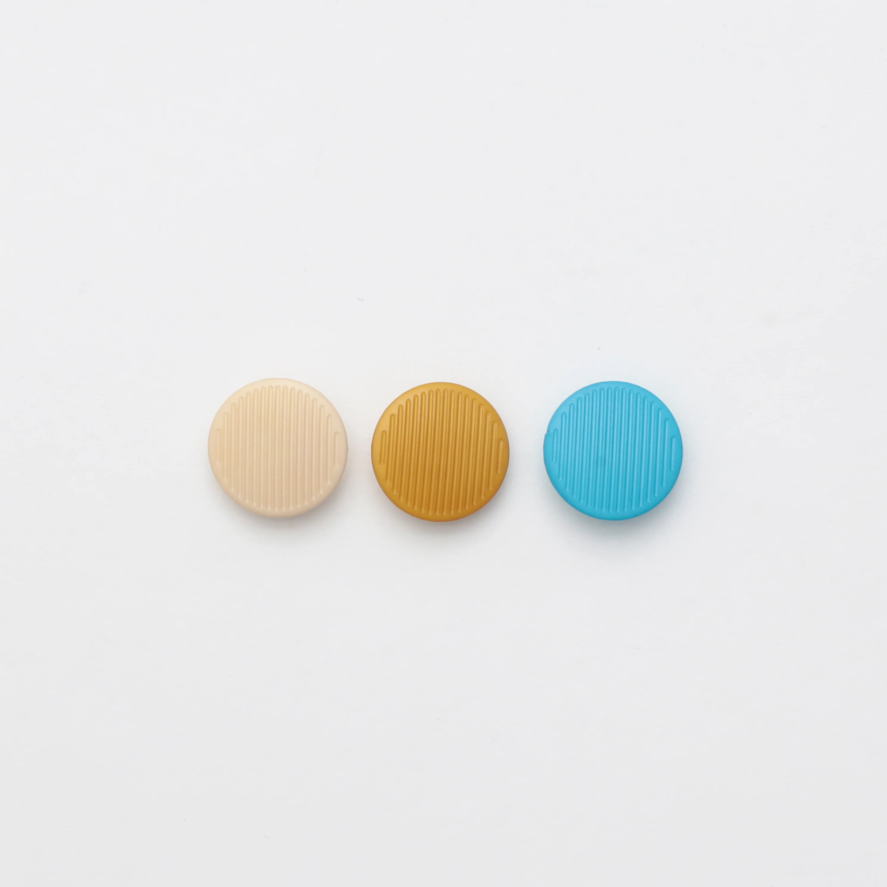 Buttons - Shank - 20mm - Fine Structure - Assorted - Image 2