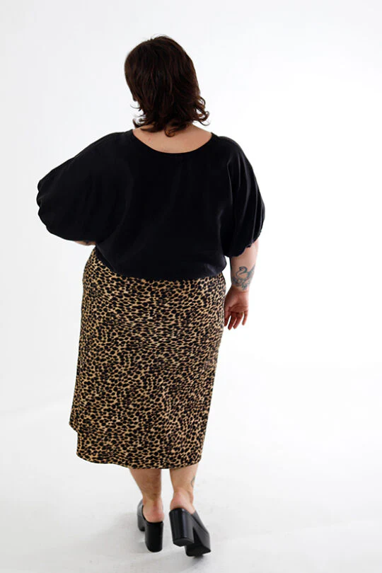 Chalk & Notch - Aria Top - Image 15
