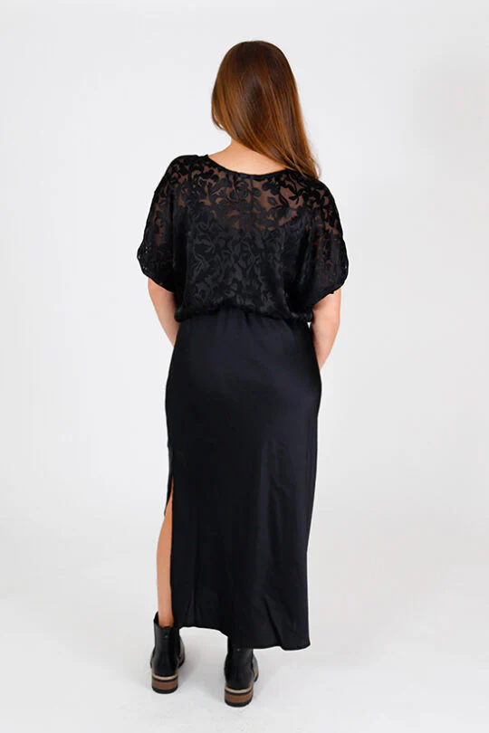 Chalk & Notch - Aria Top - Image 24