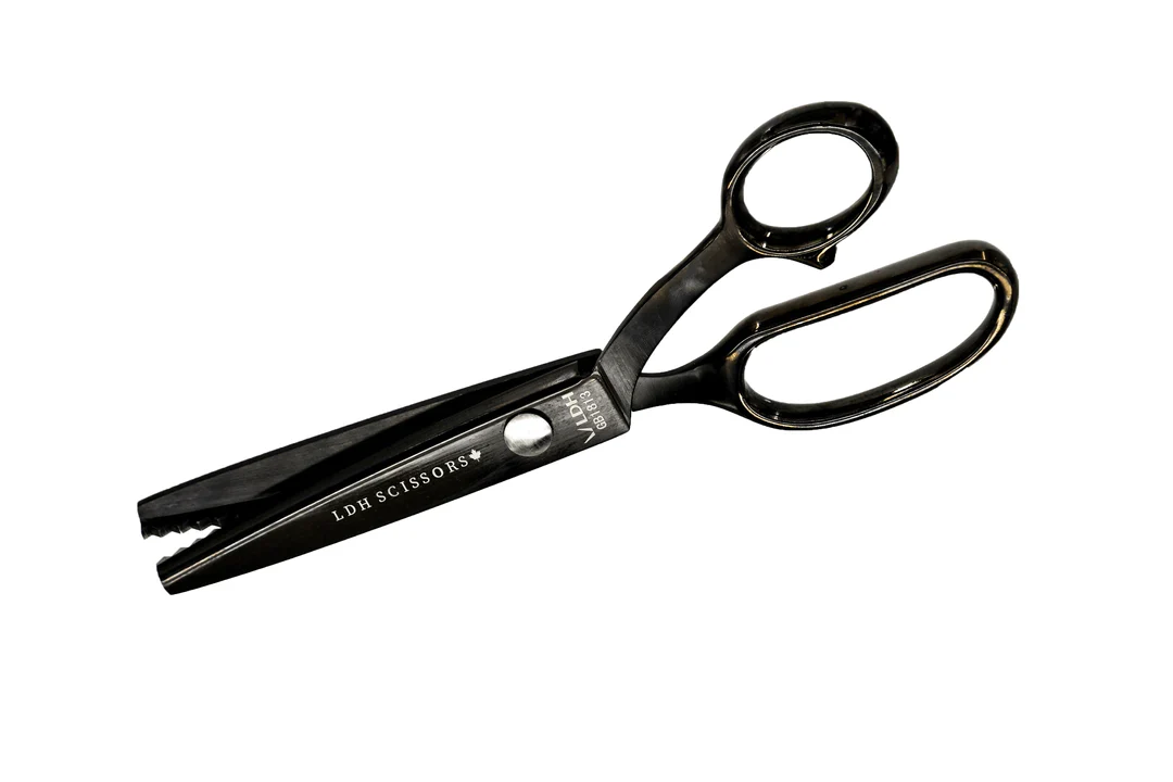 LDH - Pinking Shears - Midnight Edition - Assorted Sizes - Image 3
