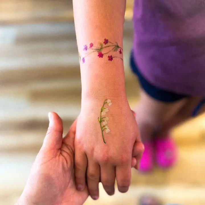 Les Tatoués - Temporary Tattoos - Delicate flowers - Image 2