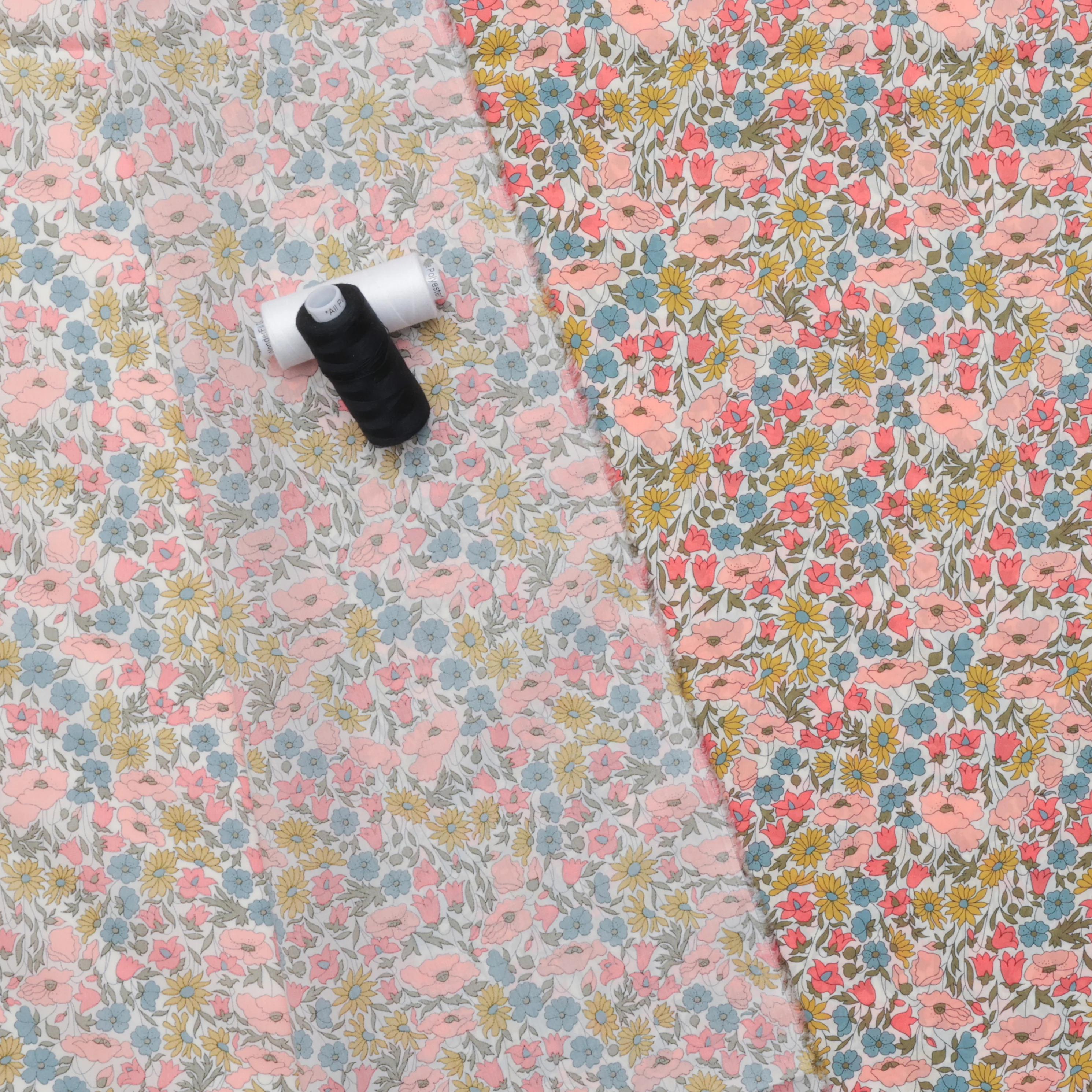 Liberty - Tana Lawn - Poppy & Daisy - Peach - Image 3