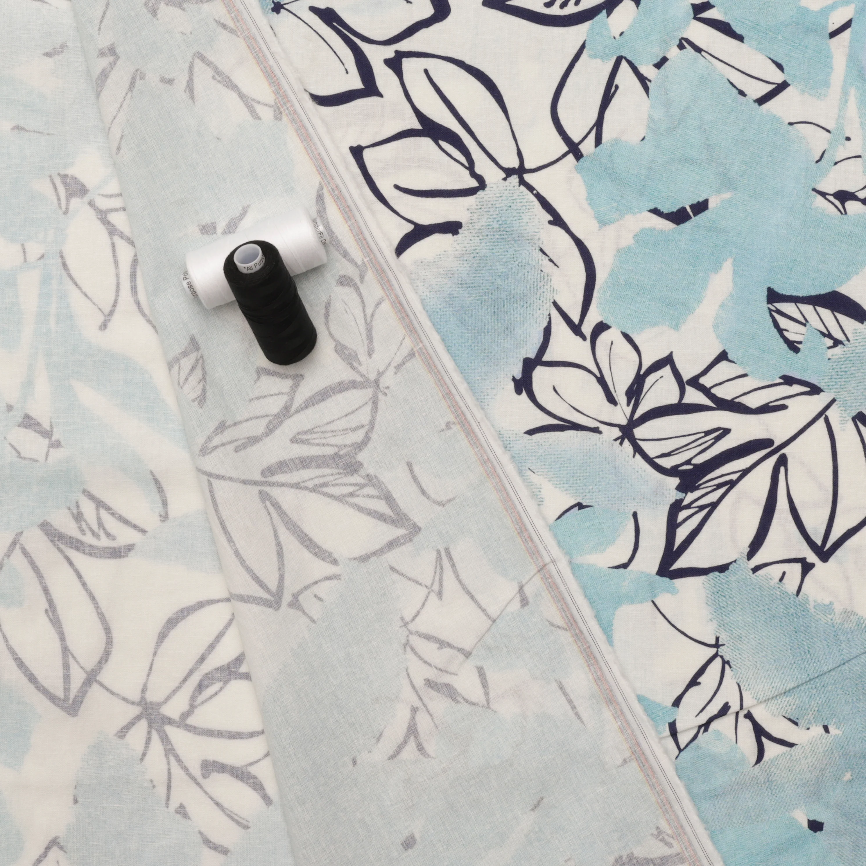 Linen Blend - Ibiza - Print - White Blue - Image 3