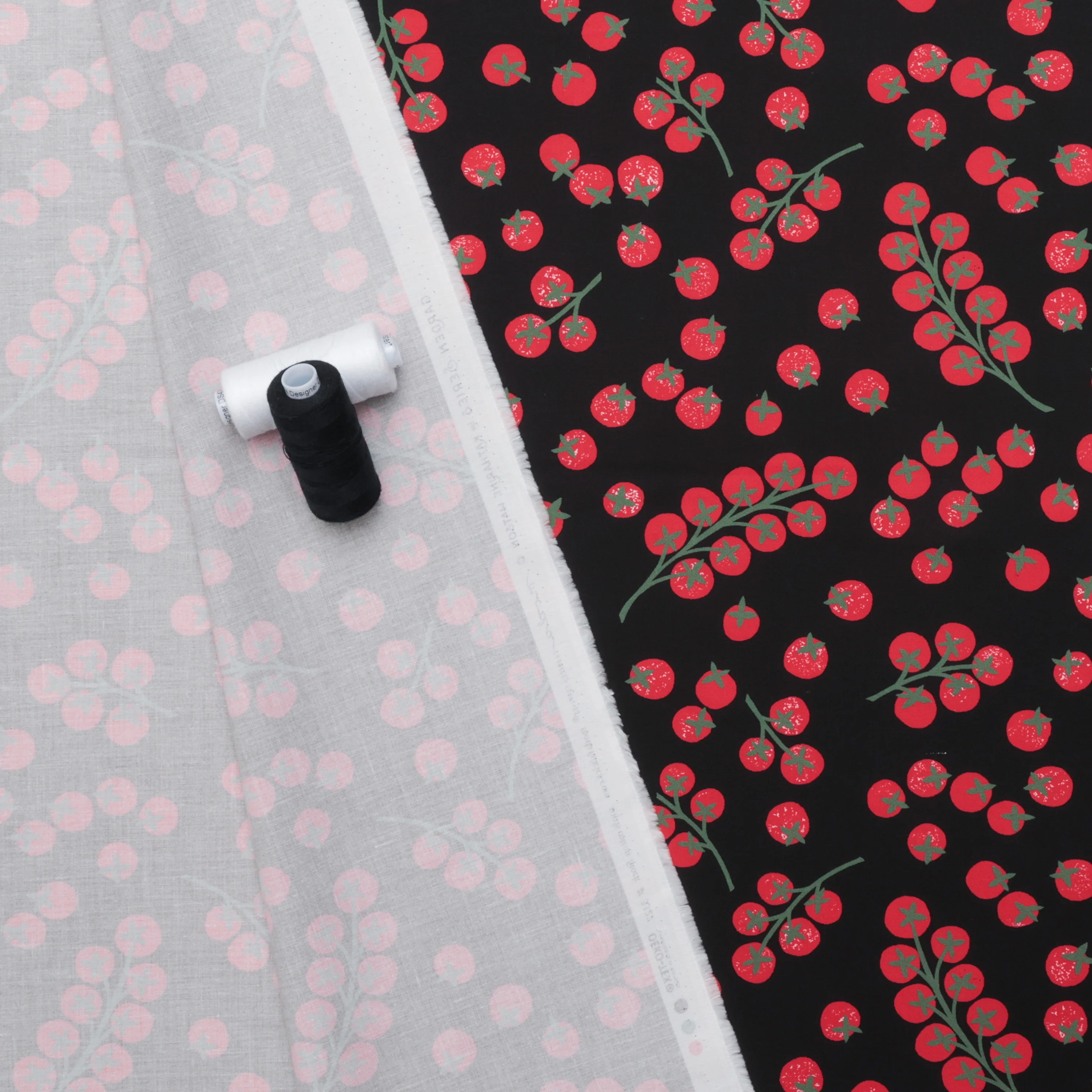 Moda - Cotton - Garden Series - Tomatoes - Midnight - Image 3
