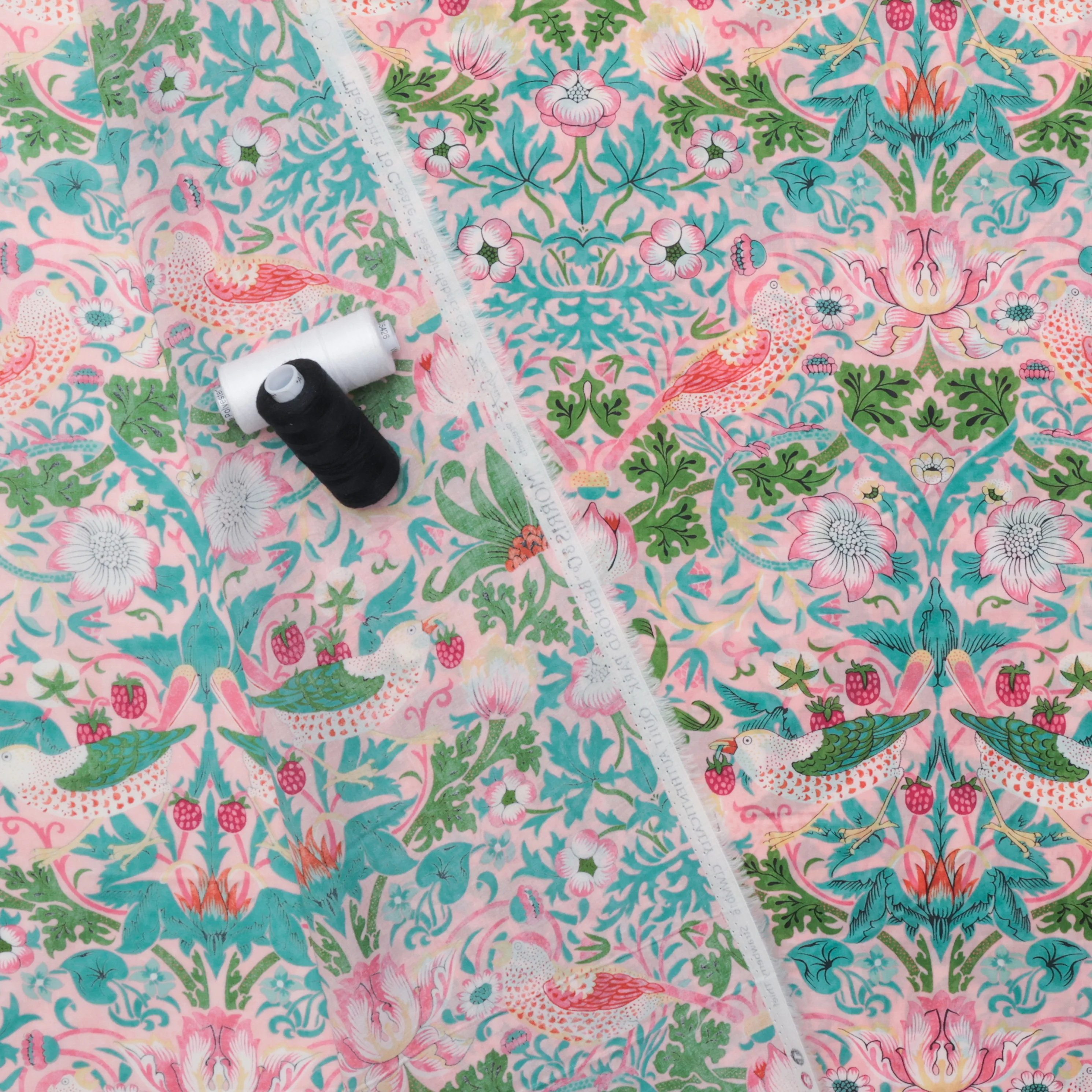 Morris & Co. - Lawn - Bedford Park - Strawberry Thief - Blush - Image 3