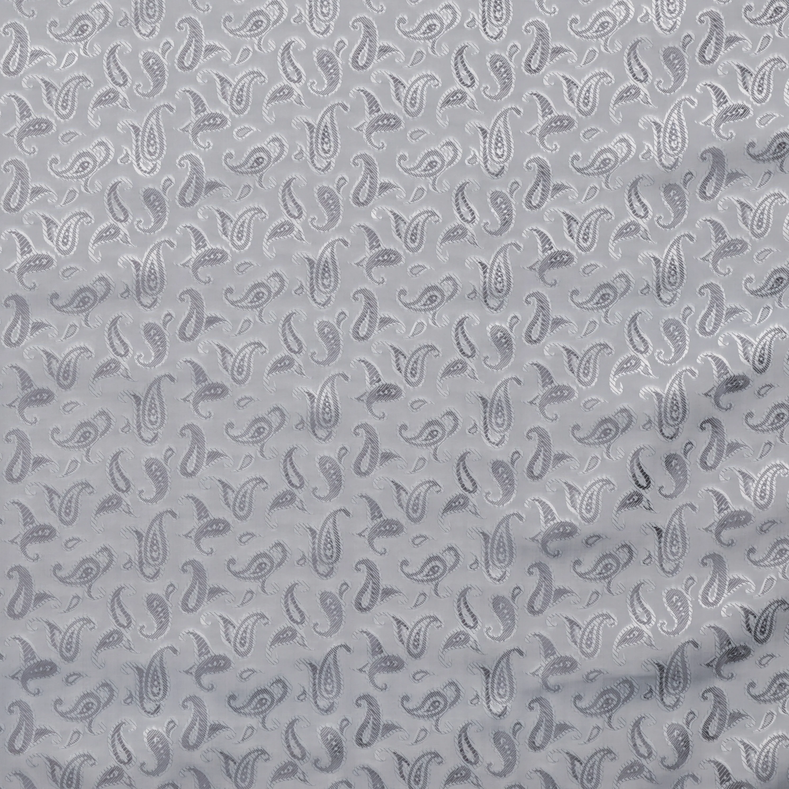 Poly Viscose - Lining - Bold Paisley - Silver - Image 2