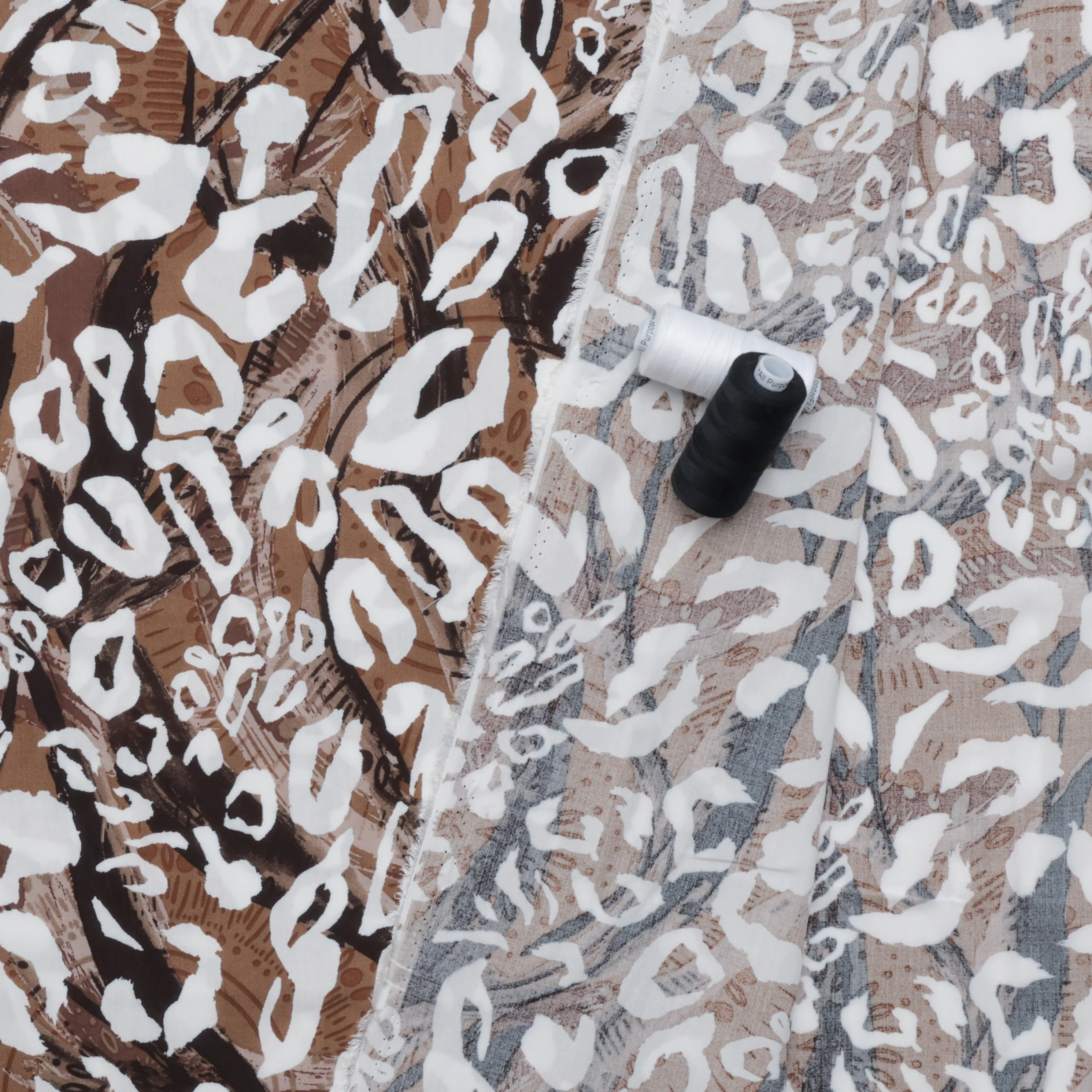 Rayon - Dali Poplin - Print - White Brown - Image 3