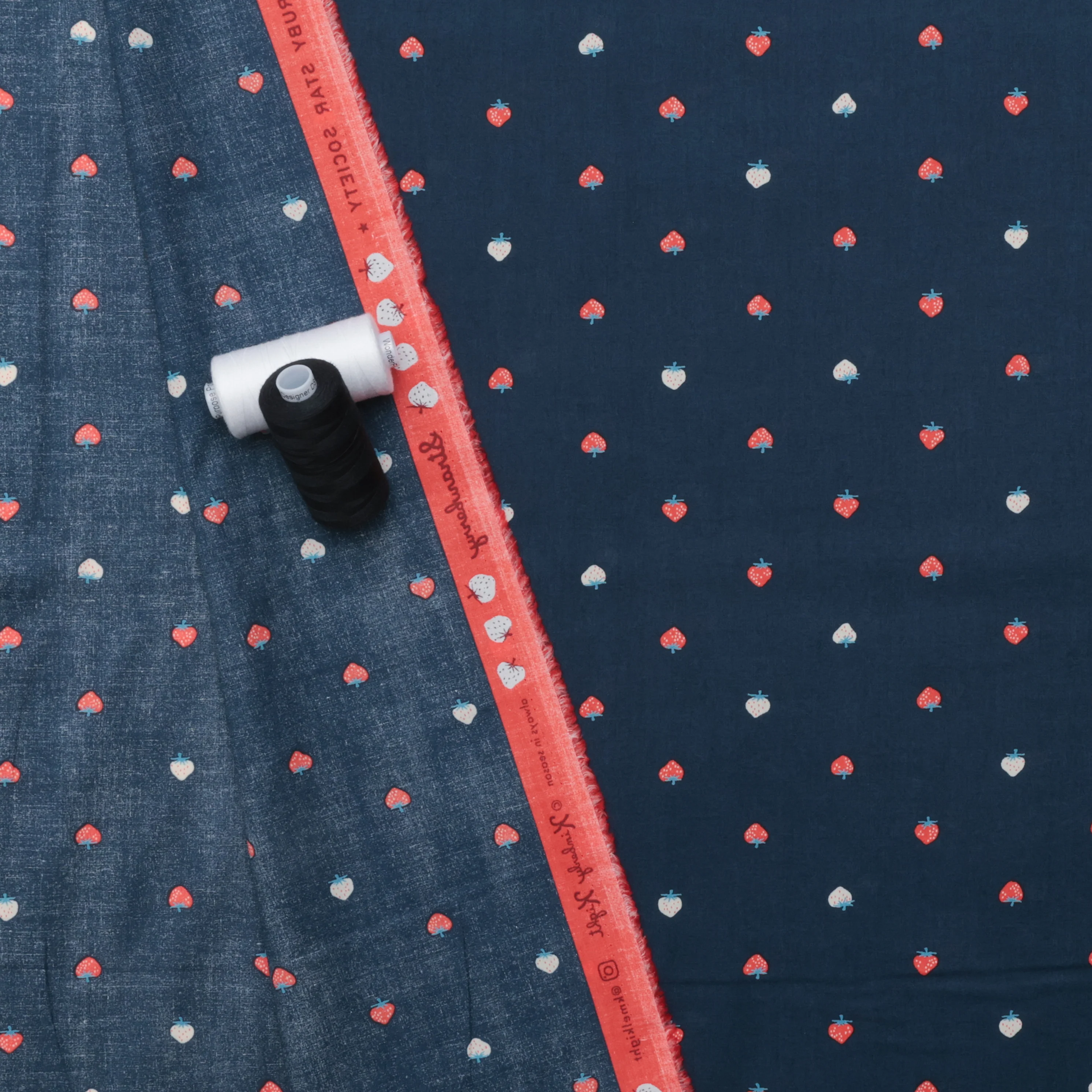 Ruby Star  - Lawn - Strawberry - Navy - Image 3