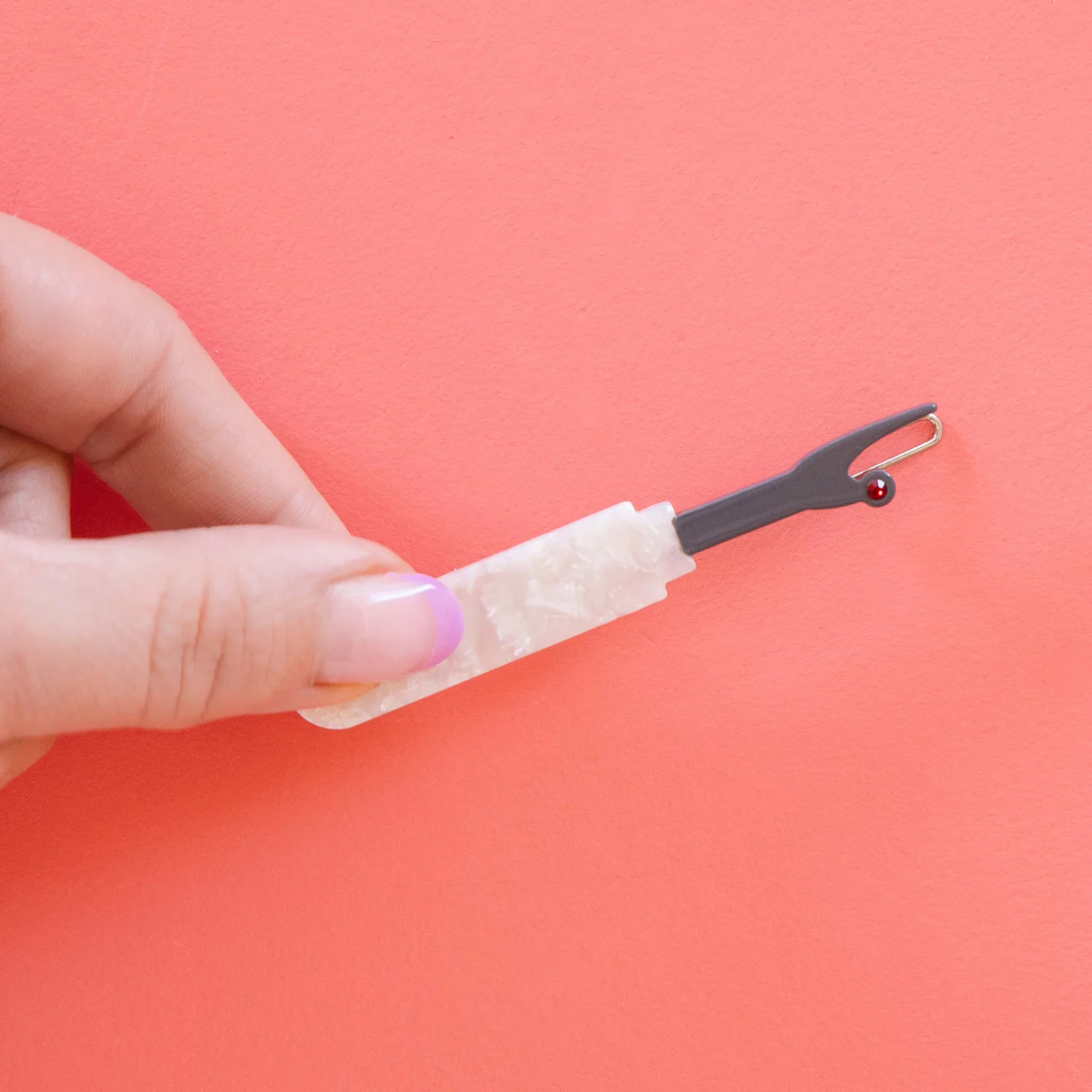 Sarah Hearts - Barrette - Seam Ripper - Image 2