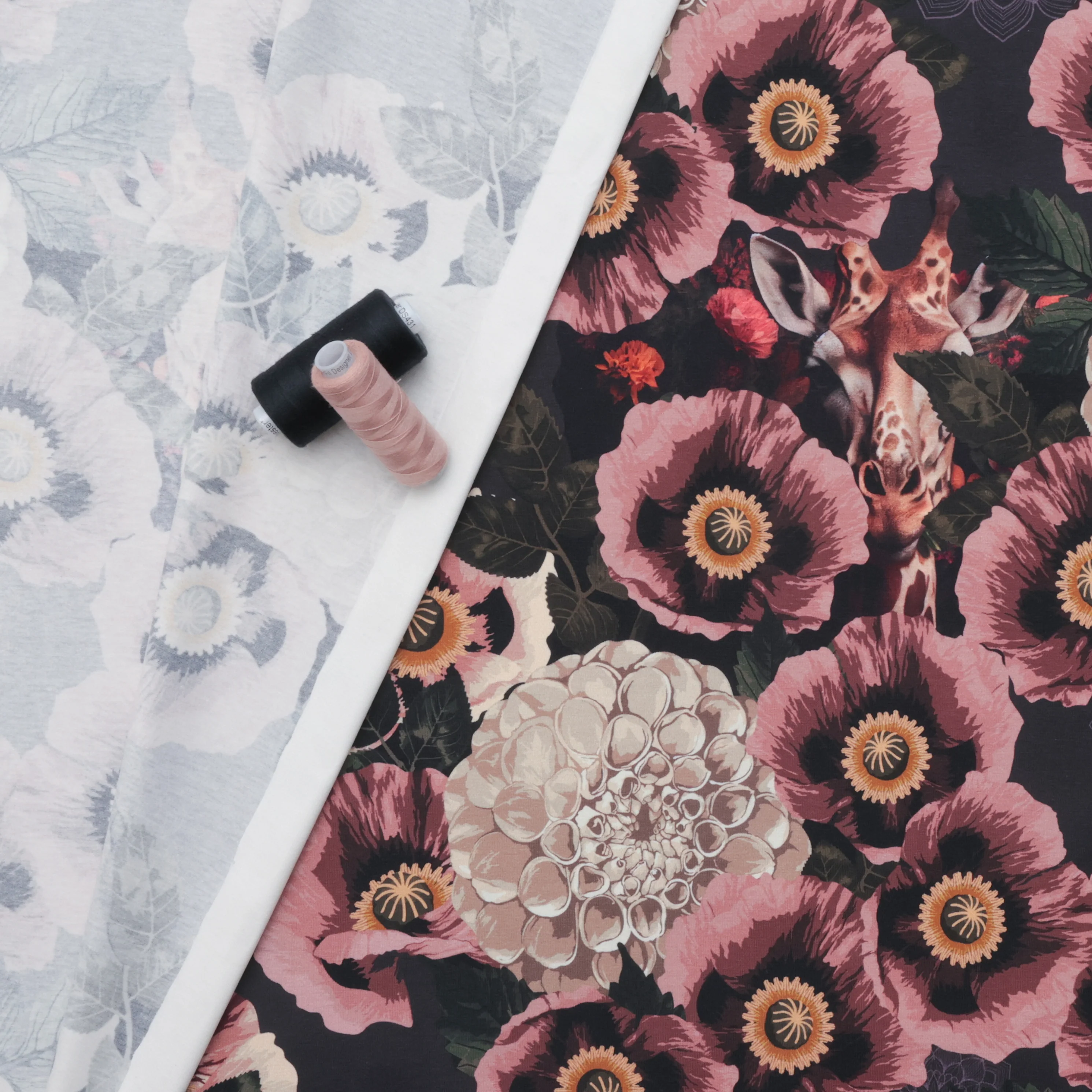 Stof - Cotton - Avalana - Jersey - Dahlia Giraffe - Image 3
