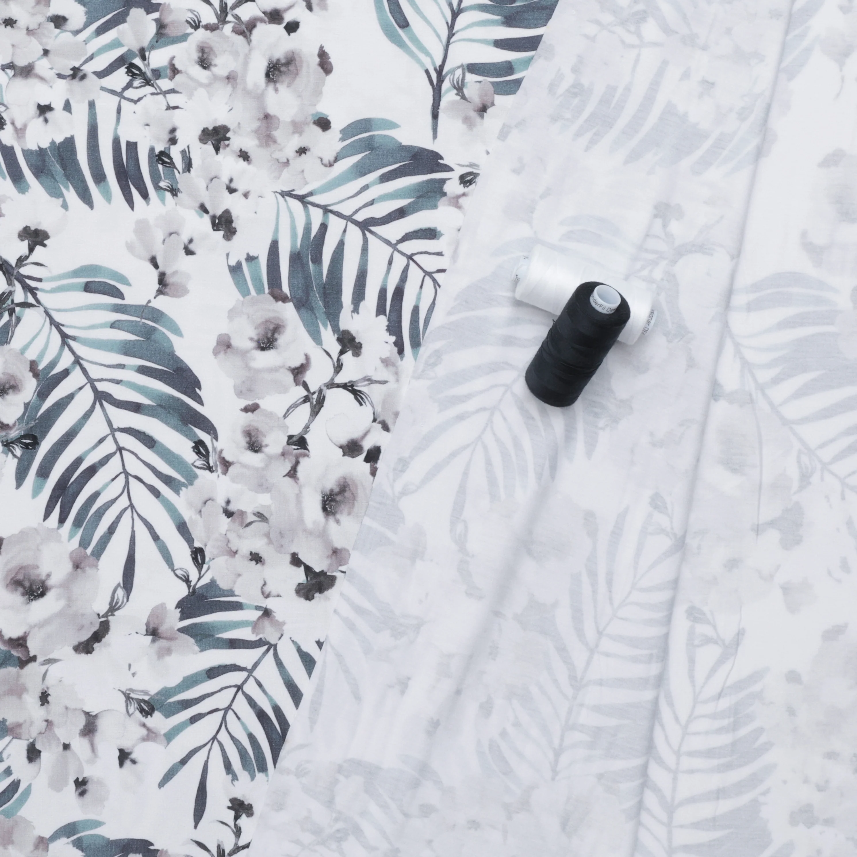 Stof - Viscose - Avalana - Jersey - Flowers - White - Image 3