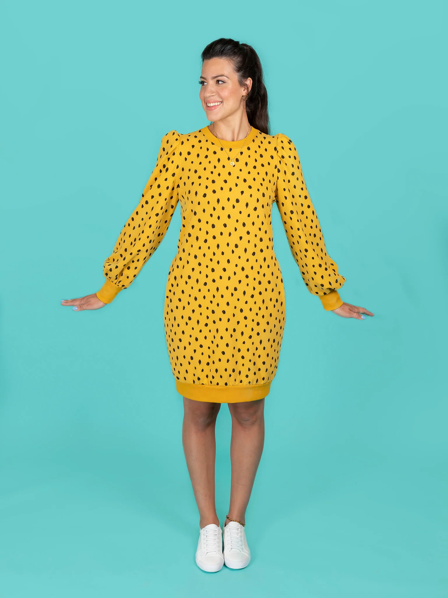 Tilly And The Buttons - Billie Sweatshirt & Dress - Image 11