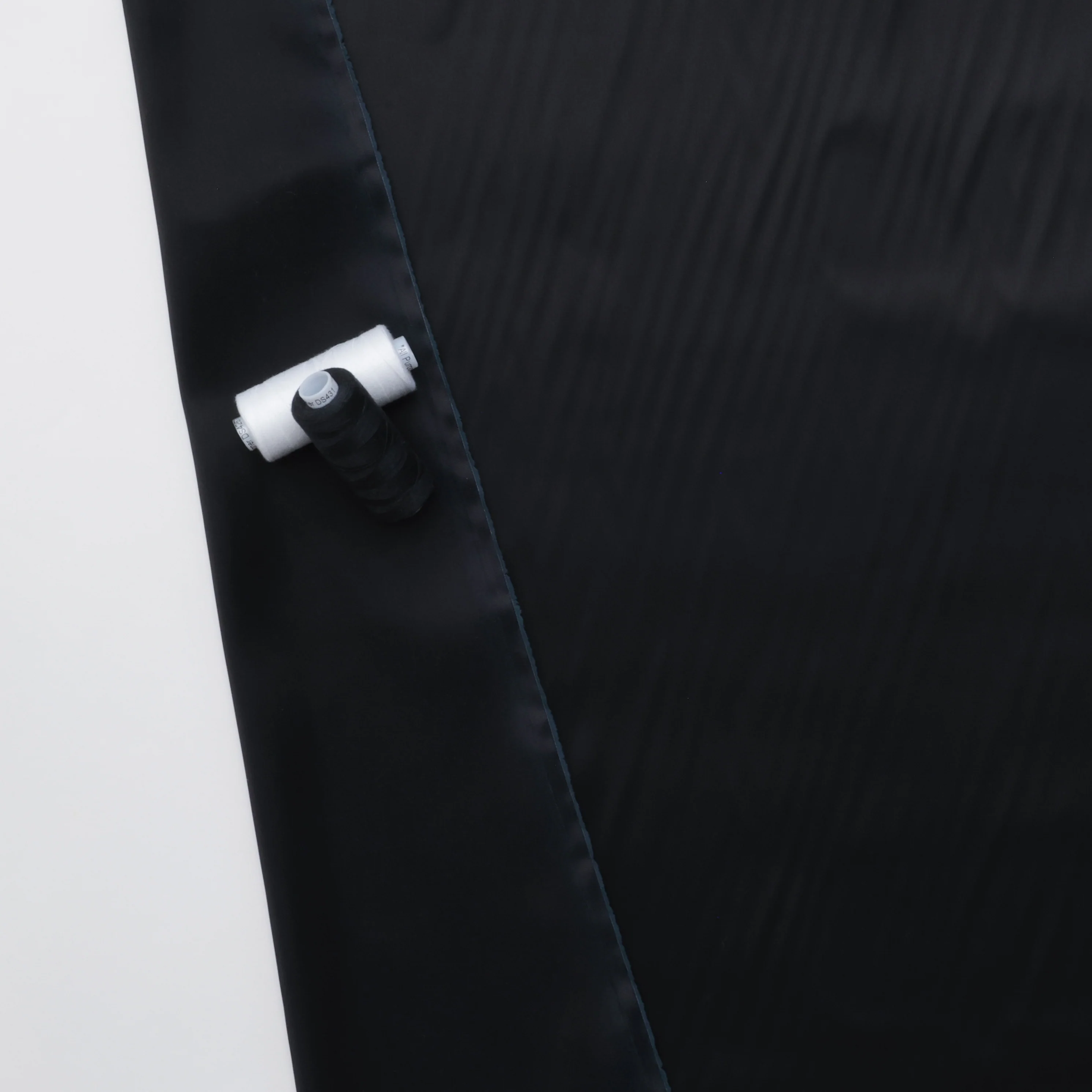 Viscose - Stretch Bemberg Lining - Black - Image 3