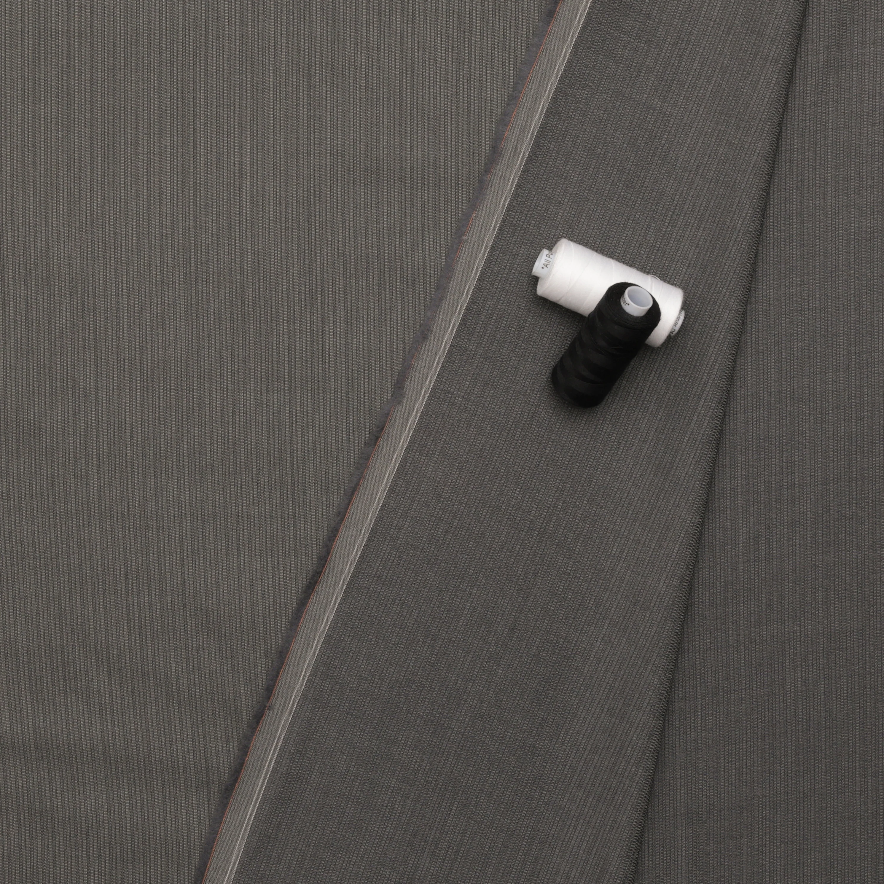 Wool - Suiting - Solid - Twill Grey Blend - Image 3